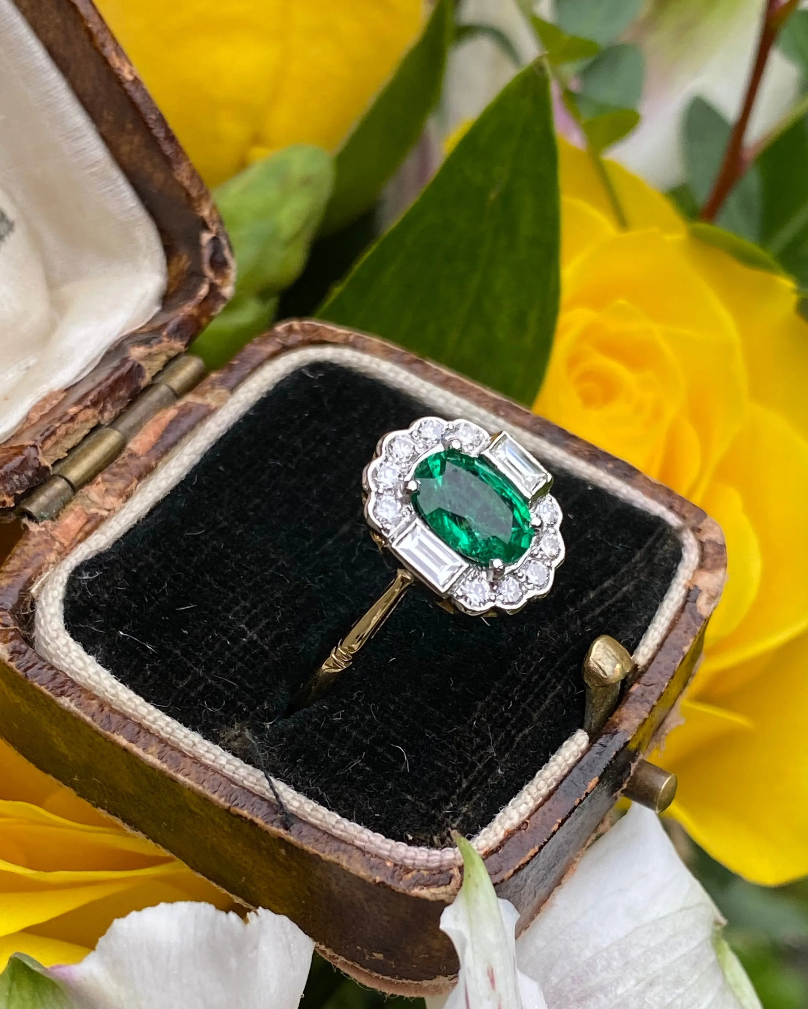 Art Deco Emerald and Diamond Cluster Ring 18ct Yellow Gold 0.50ct   1.10ct