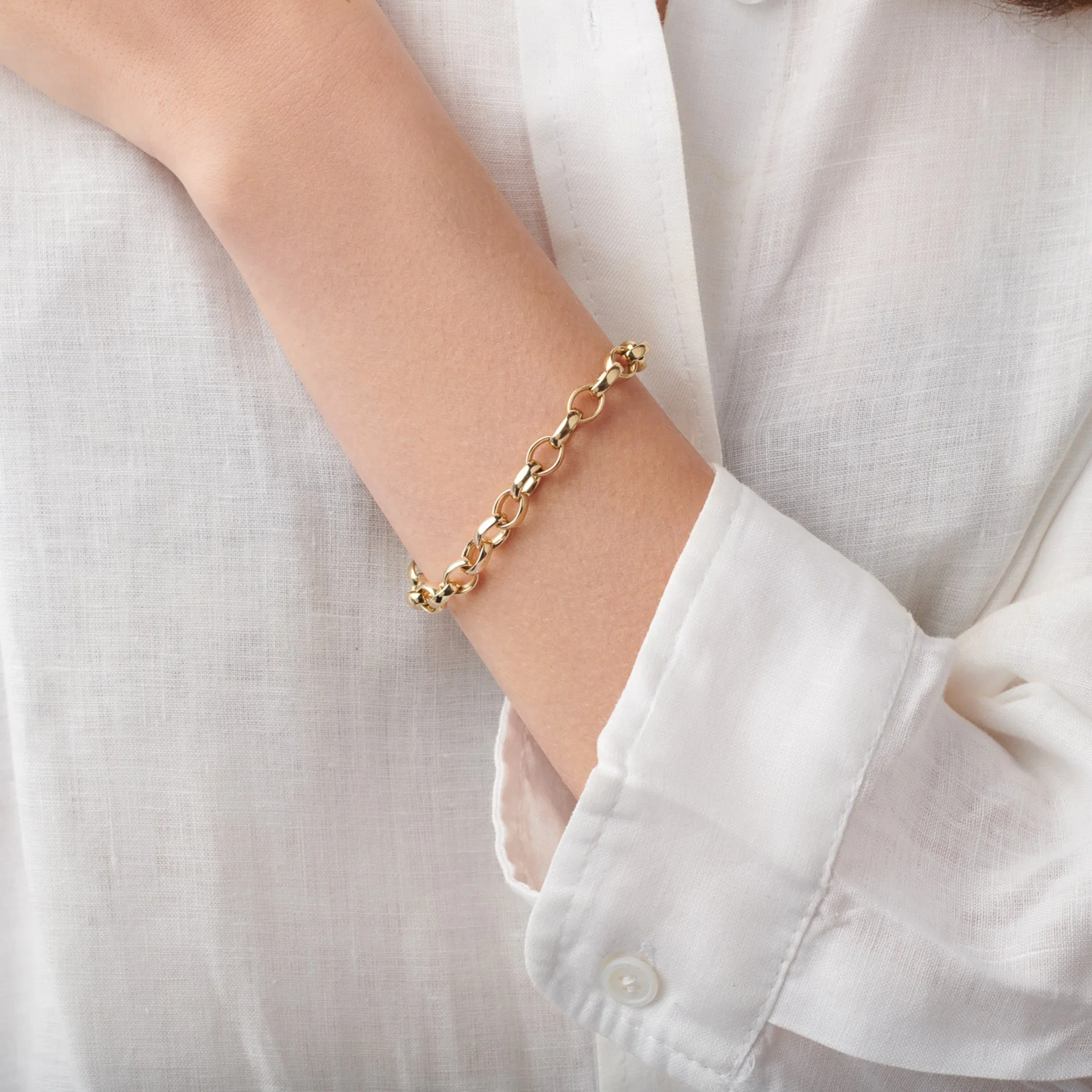 Belcher Oval Link Bracelet Yellow Gold