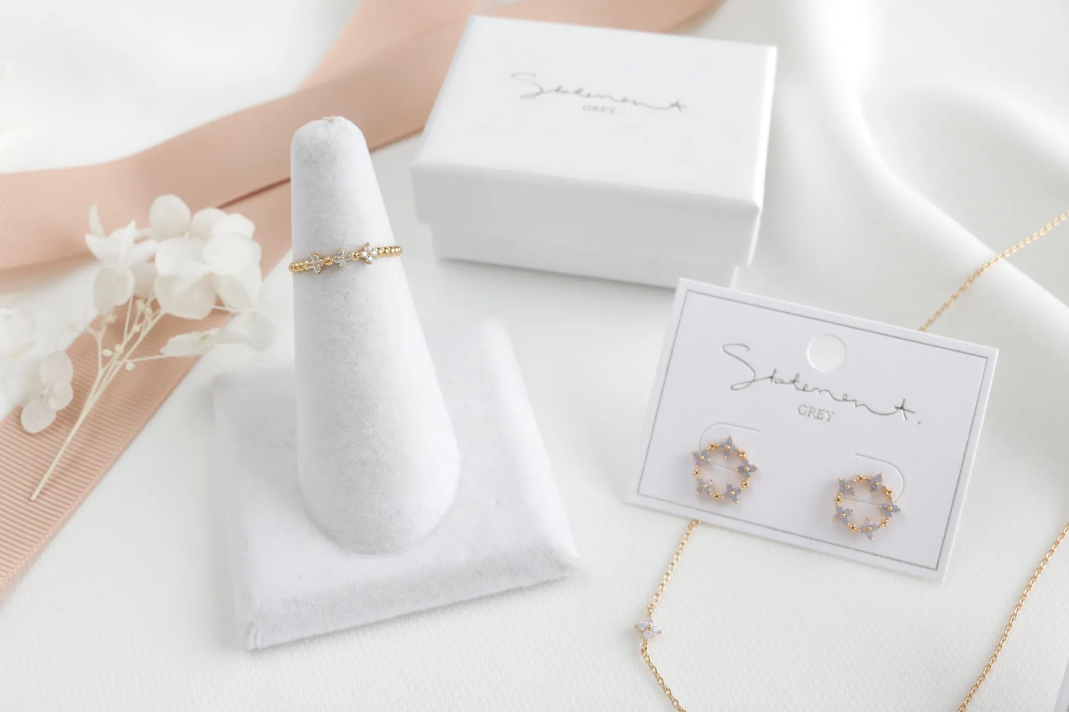 Blossom Ring