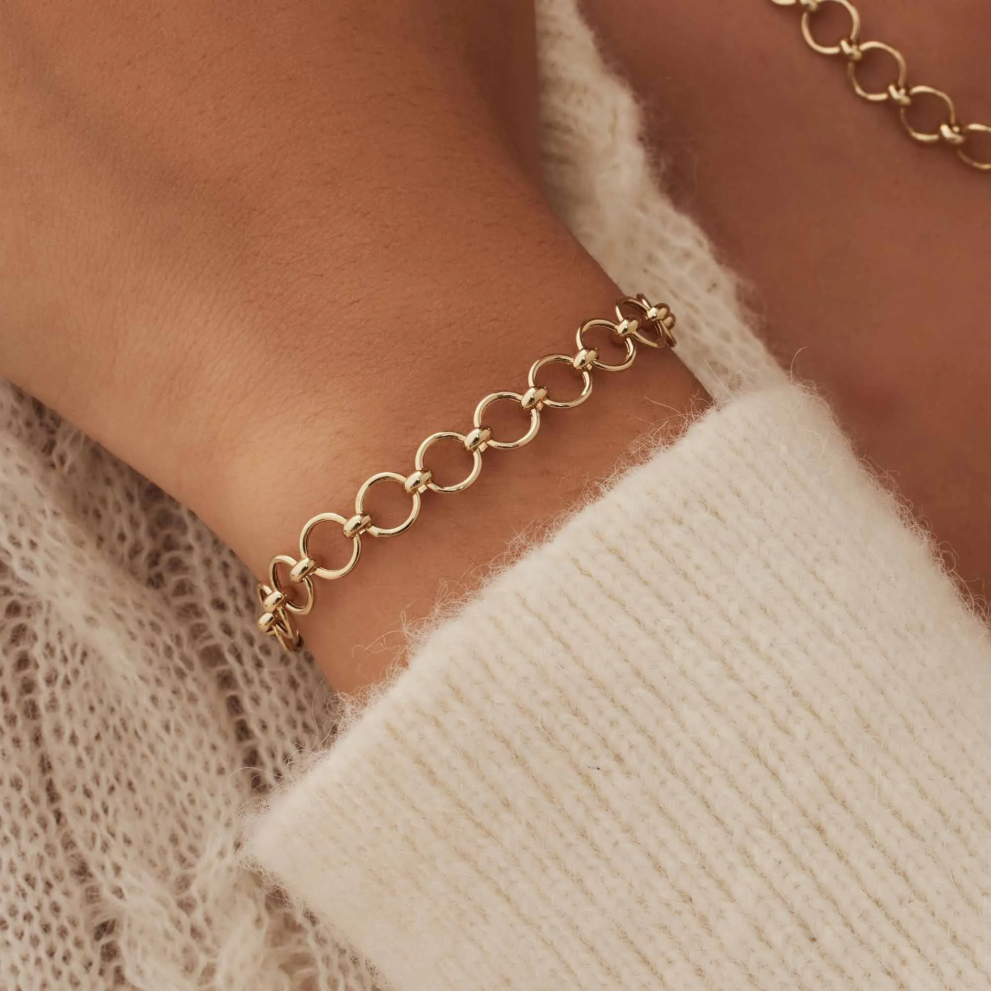 Cadeau d'Isabel 14 karat gold necklace and bracelet gift set
