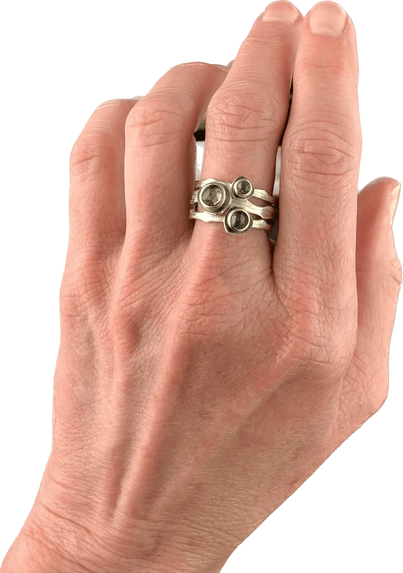 Cloud Forest Rose Cut Peridot Stacking Ring - Bright