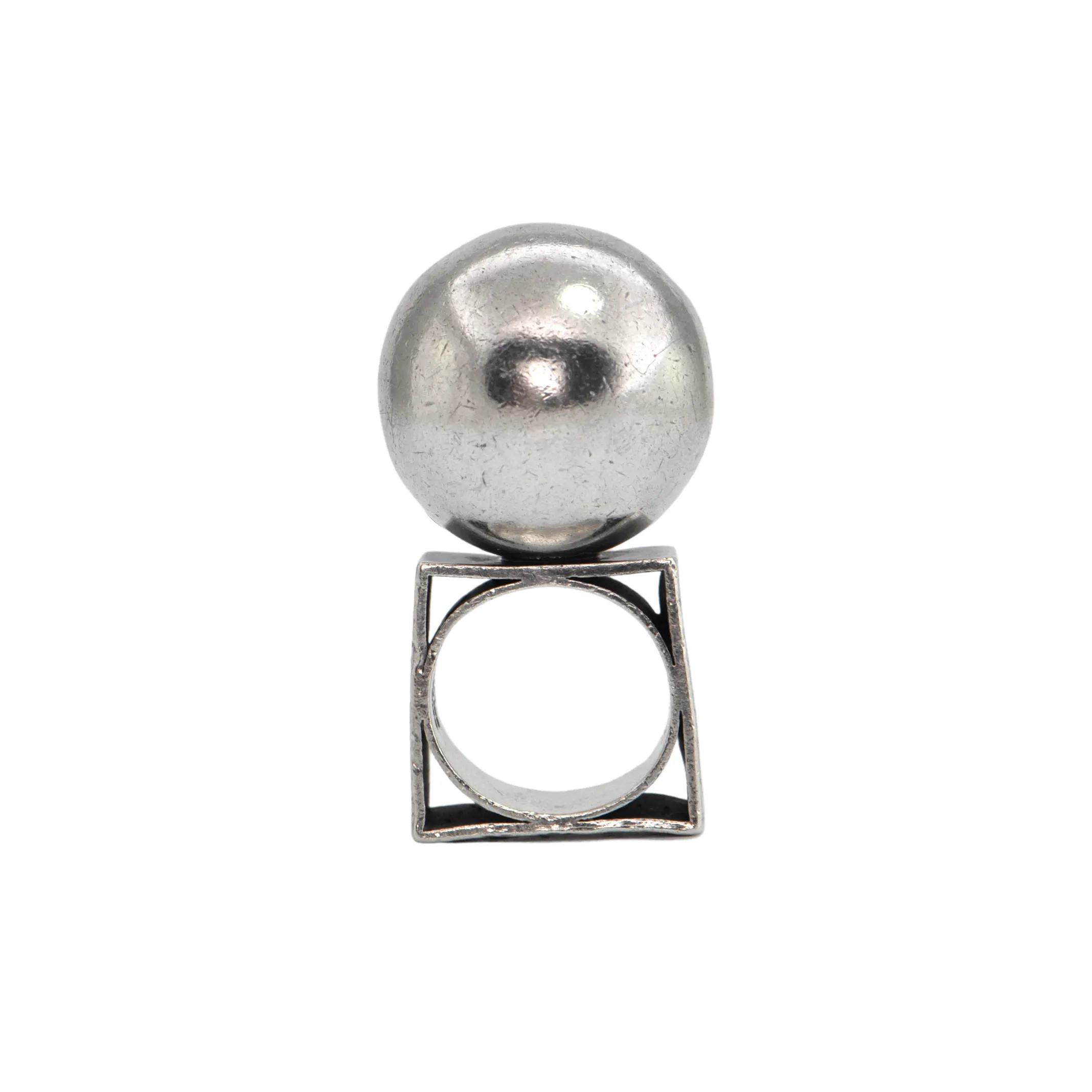 Estate Signed Walter Schluep Sterling Ball Ring