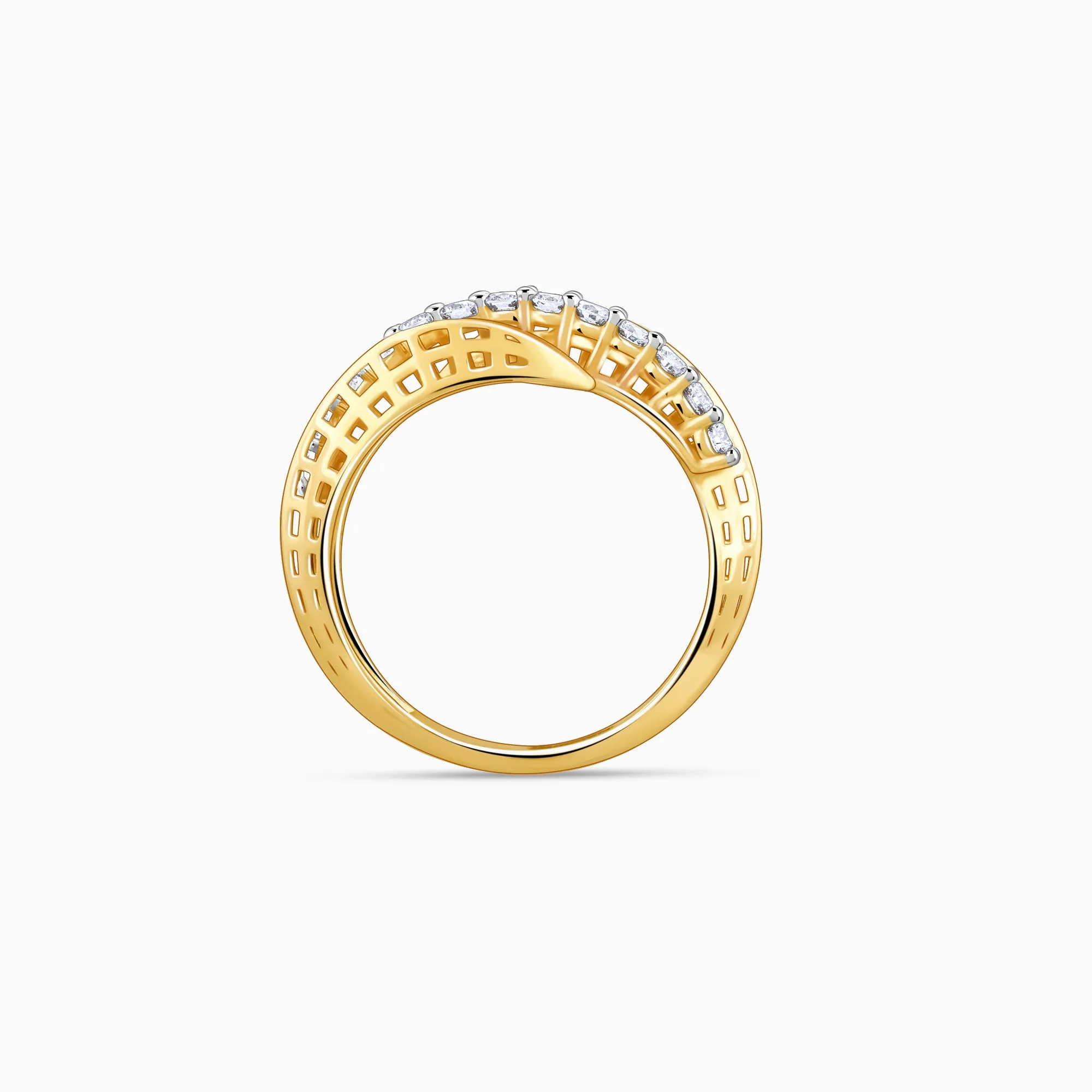 Gold Shimmering Moments Diamond Ring