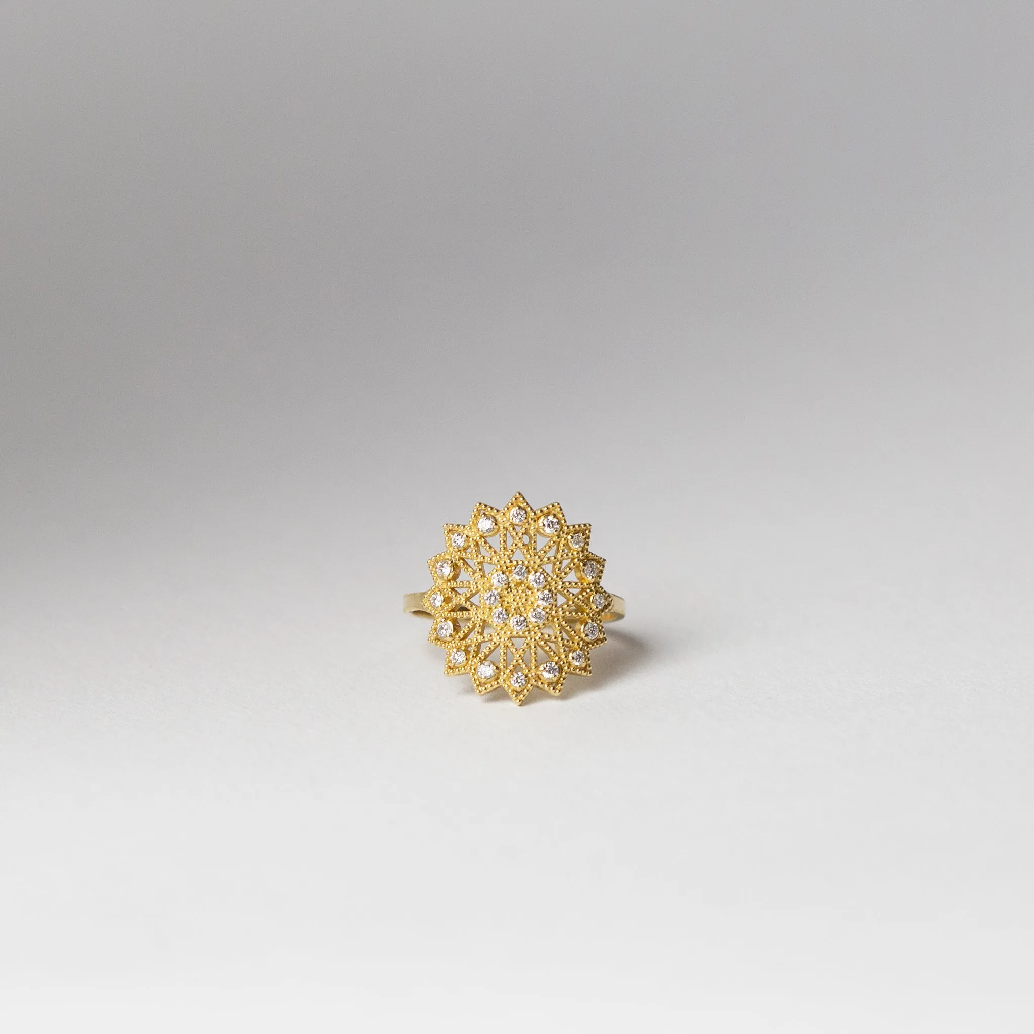 Lace Deco Ring - VI w Diamonds