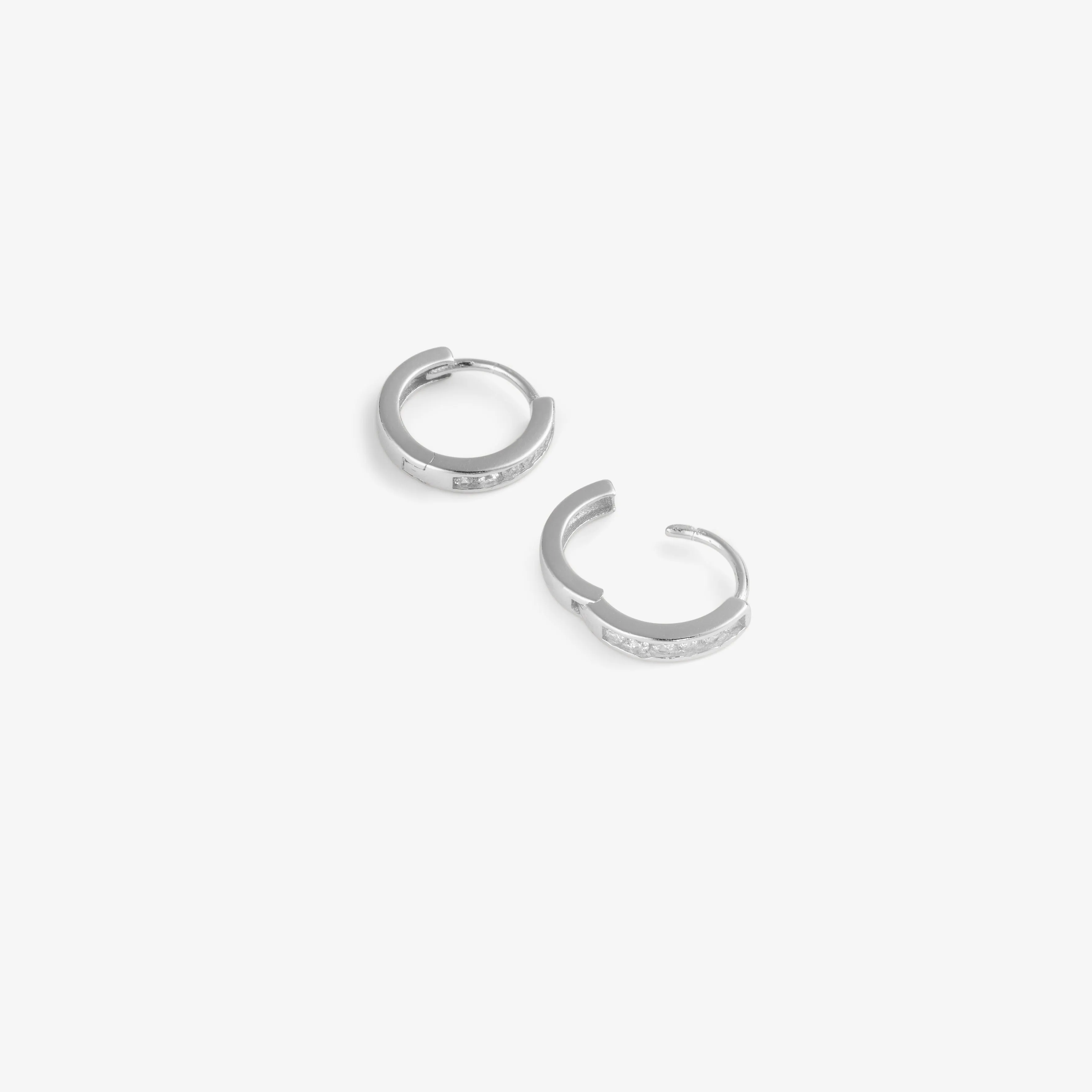 PETITE HIDDEN PAV?? HOOPS Silver