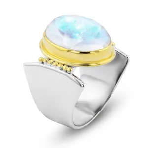 Ring in 925 Silver plated with Silver and 18k Yellow Gold and assembled with faceted moonstone