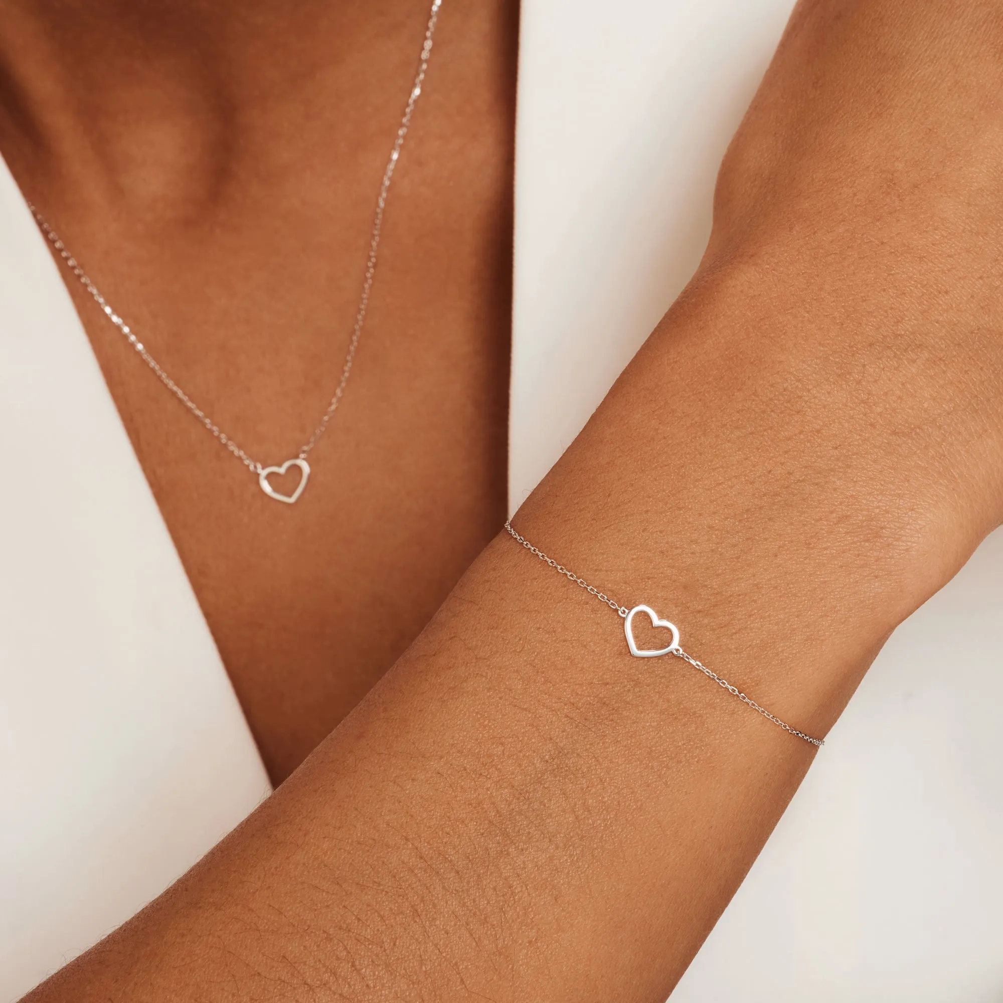 Saint Germain Amore 14 karat white gold bracelet with heart