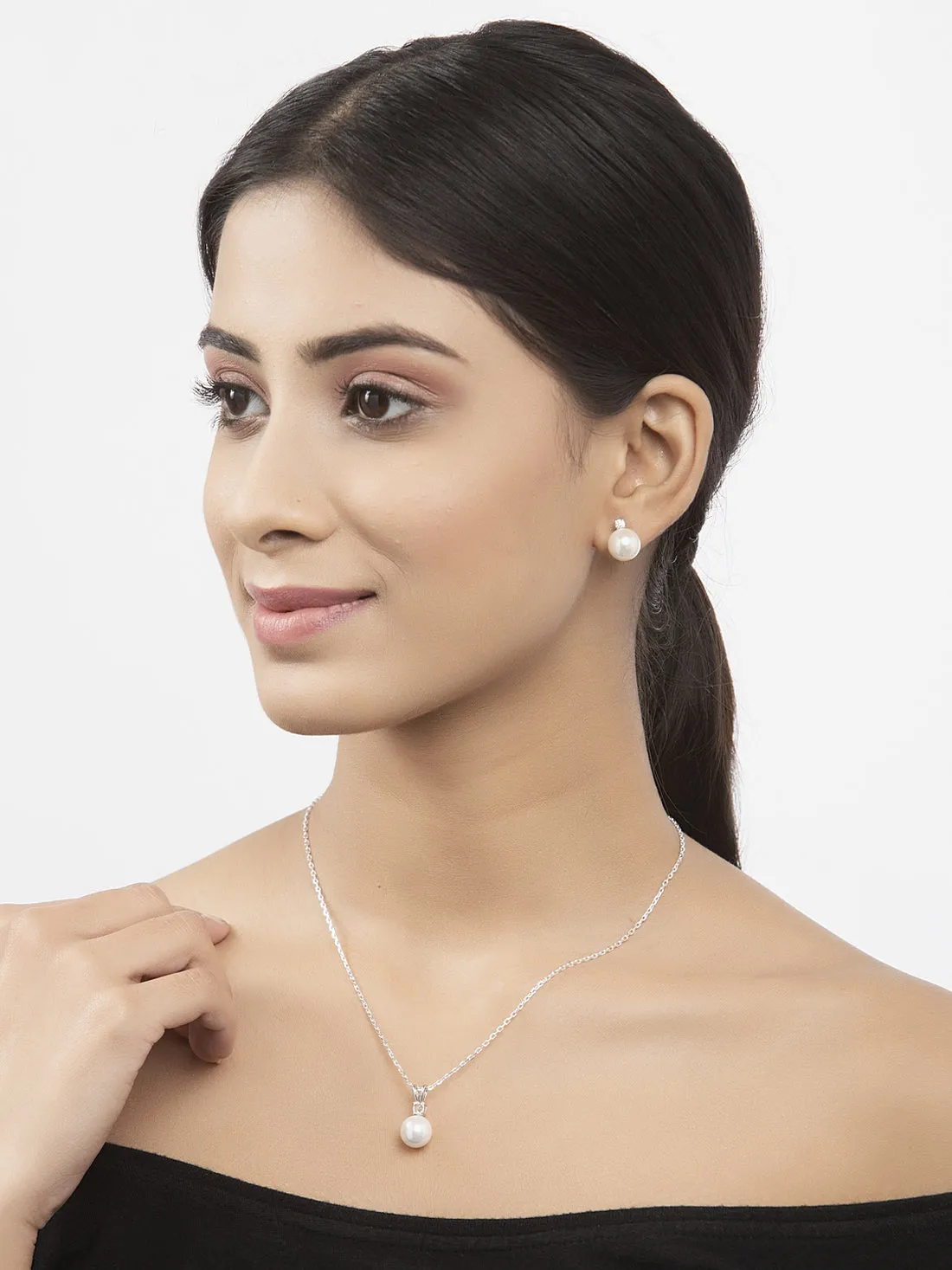 Silver Classic Pearl Jewellery Set