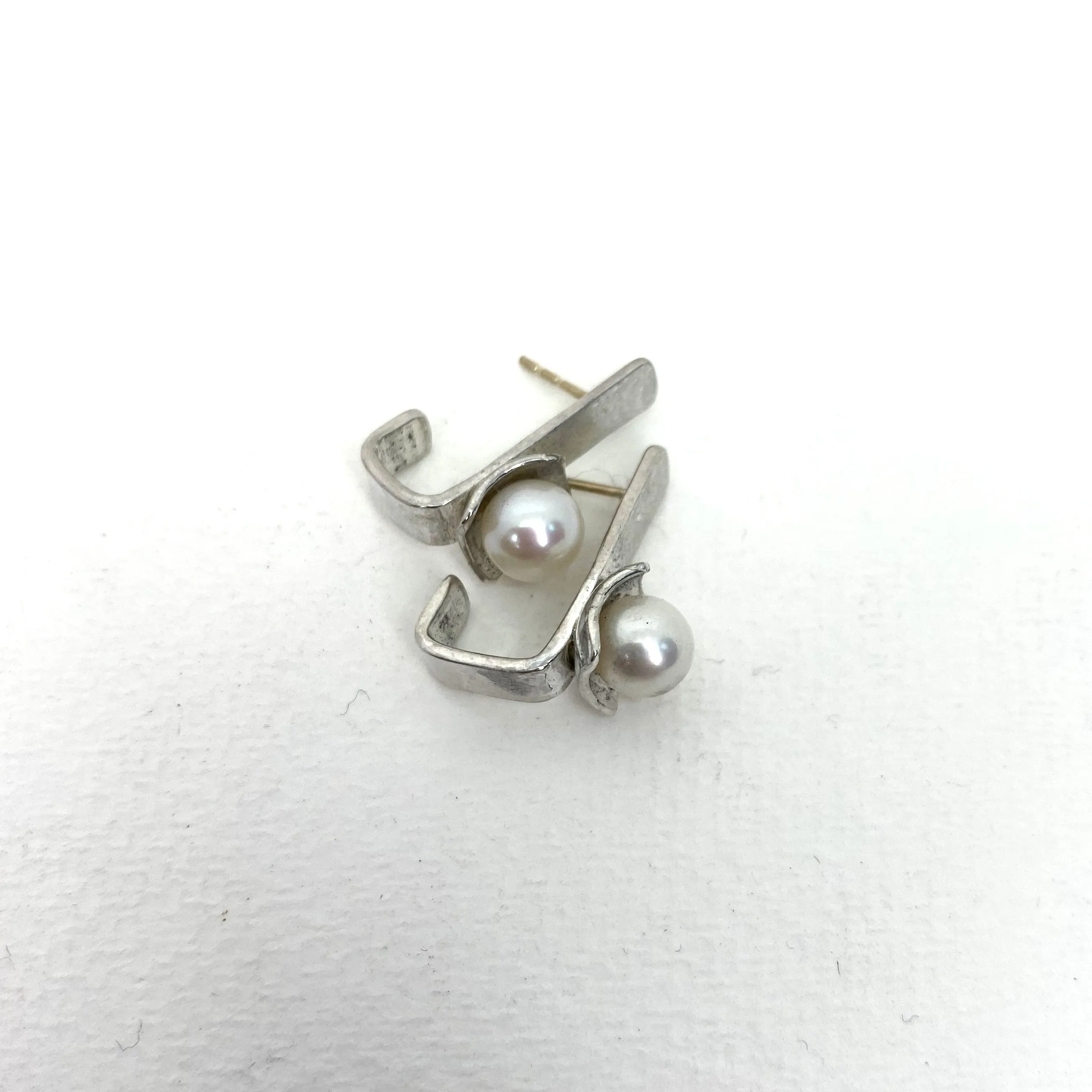 Square on Square Stacking Ring
