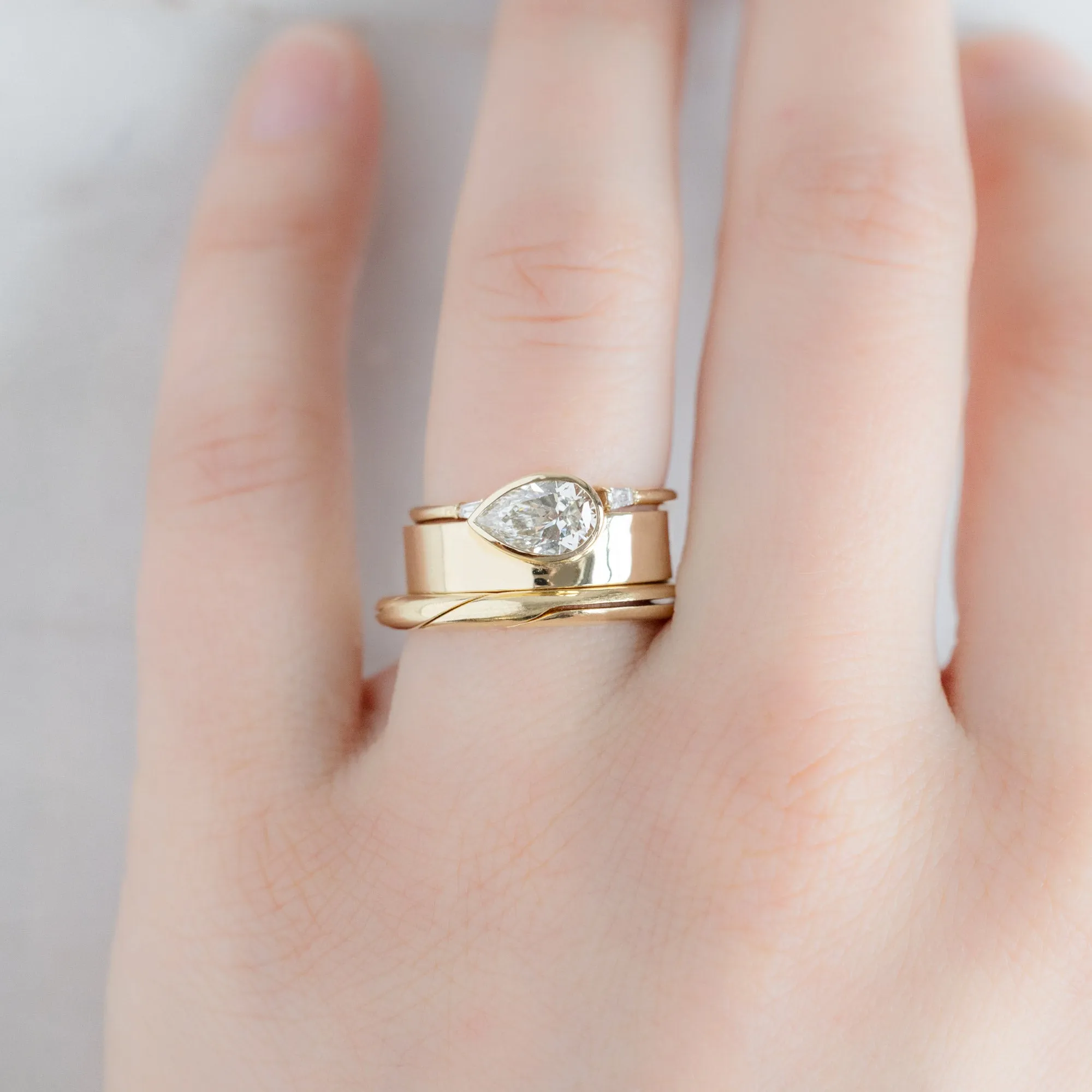 The Love Story Ring with a White Diamond | Yellow Gold