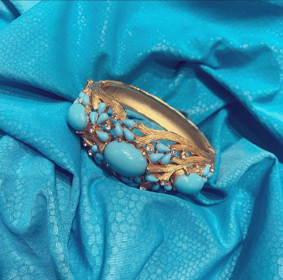 Trifari Turquoise Jewels of India bangle